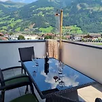 Zirbenzapfen 아파트