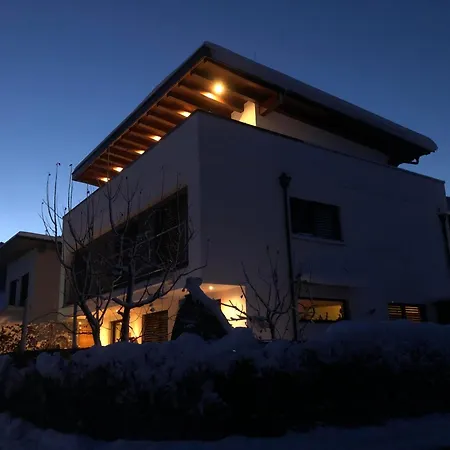 Zirbenzapfen * Fügen